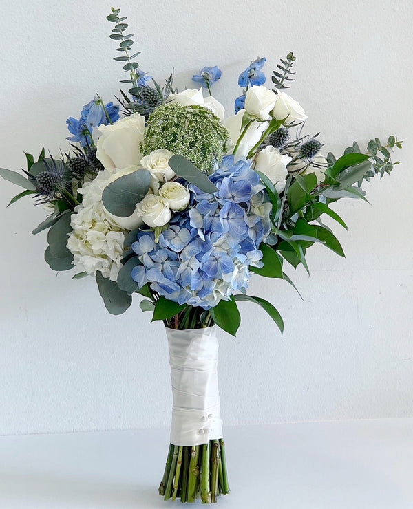 C5596 - Blue & White Prom Bouquet